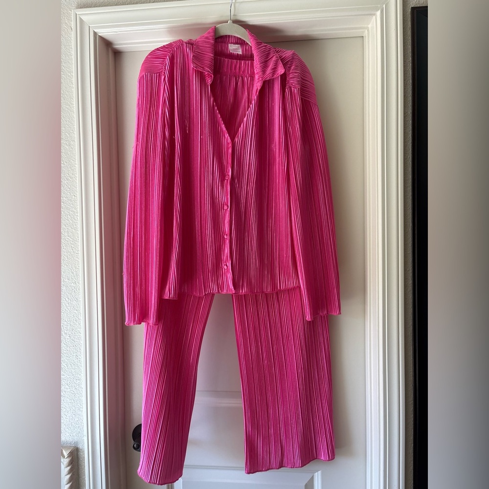 Vibrant Pink Pleated Stretchy Silk Set